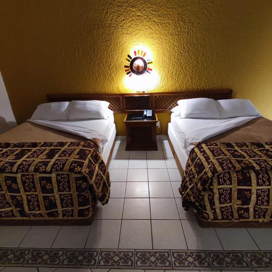 Hotel Mision Santa Maria San Quintin Bagian luar foto